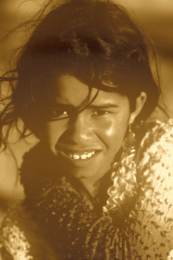 Beduoin girl, lives in that tent