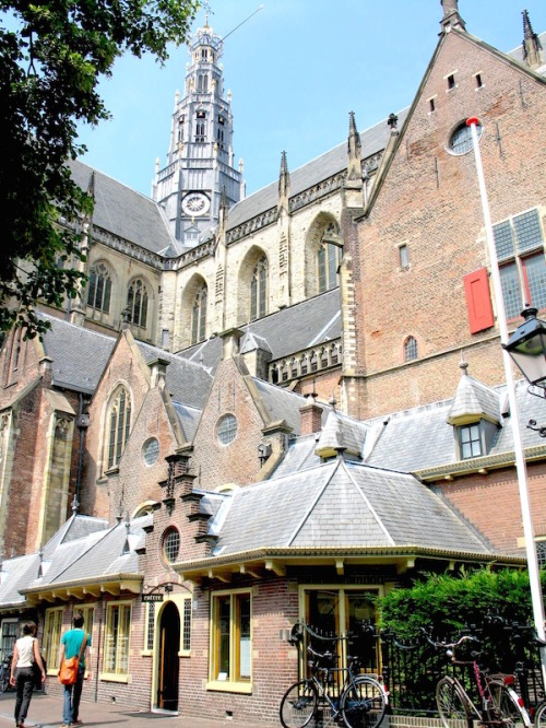 Nieuwe Kerk courtyard