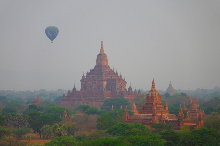 7 Bagan balloon1 8380