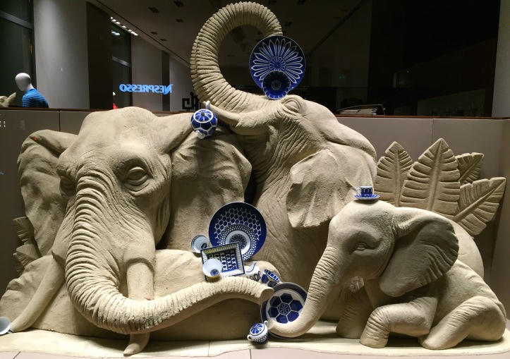 1-elephants-7873no