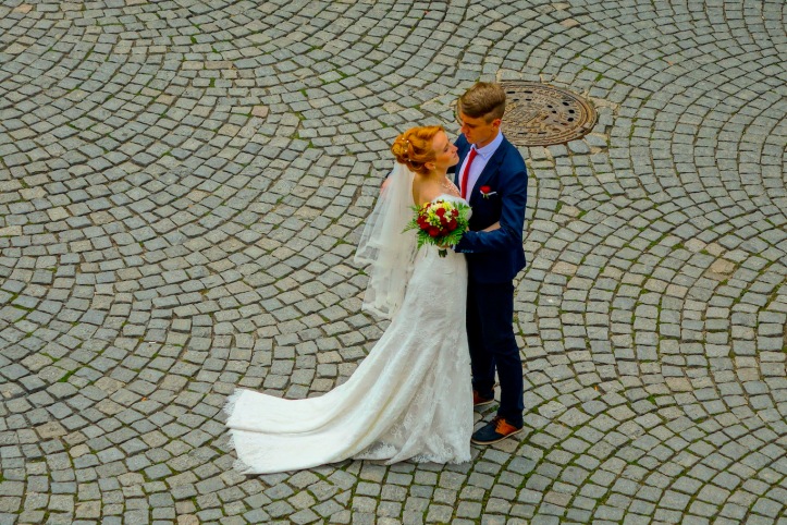 Prague street - wedding 