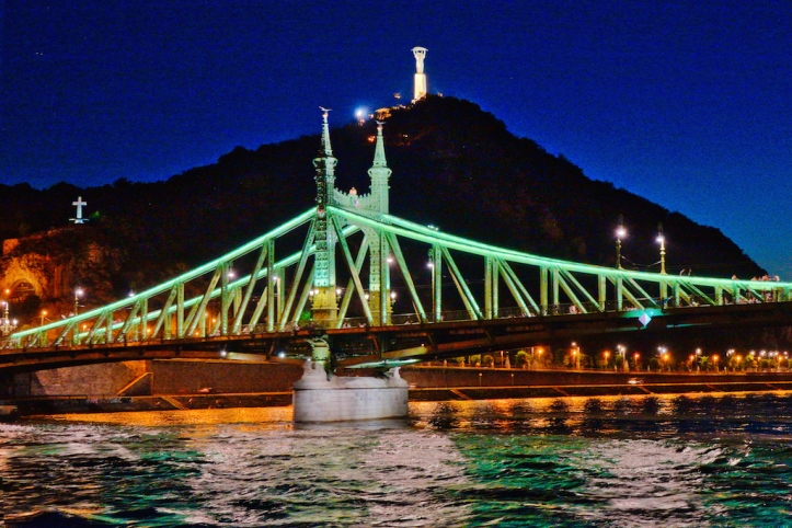 Liberty Bridge & Monument night