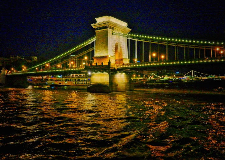 Chain Bridge Budapest night